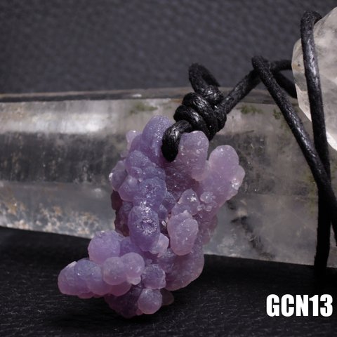 ★葡萄みたいな結晶★グレープアゲート グレープカルセドニー 原石ネックレス GCN13