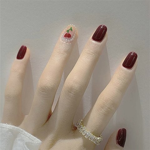 韓国ファッション　チューリップお花　赤　ボルドー　パール　短め　ネイルチップ　-3108