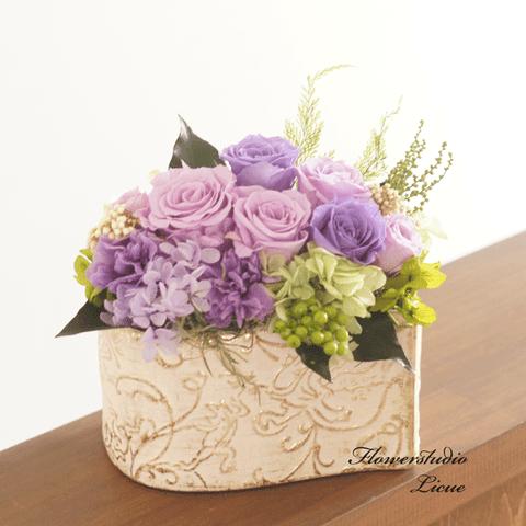 【アレンジメント】紫のバラとカーネーションのアレンジメント（紫）　古希、喜寿のお祝い　全てプリザーブドフラワーです。
