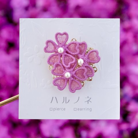 芝桜ブローチ　(受注生産/オーガンジー刺繍/春/花/フラワー/ピンク/ギフト/プレゼント)