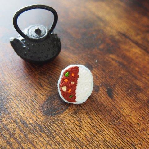 【刺繍ブローチ】カレーライス