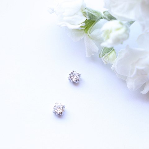 silver mini zirconia ...  一粒ピアス/樹脂ノンホールピアス（イヤリング）4mm