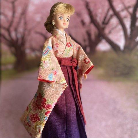 袴(スカートタイプ)   27cmドール    ジェニー　バービー　ハッシュタグリカちゃん　　ドール服　アウトフィット