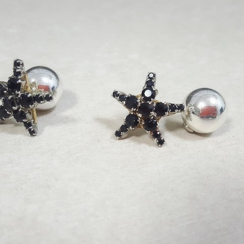 メタリックスターピアス