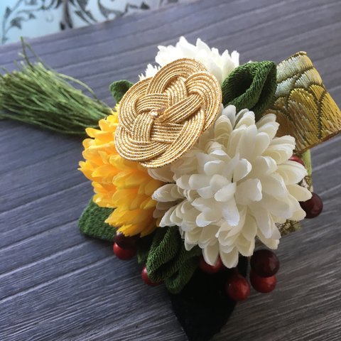 西陣織リボンとタッセルの髪飾り【造花】卒業式・成人式・ウェディング