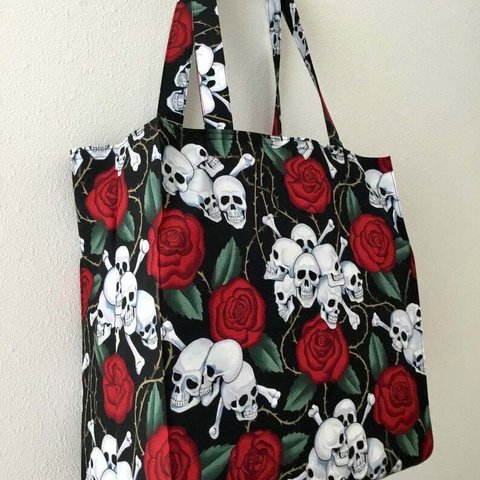 頭蓋骨と薔薇エコバッグ、ゴシックタイト・アンド・タイディ・トートバッグ; Skull and Red Rose Tight ‘n’ Tidy Tote Bag、eco bag