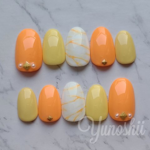 大理石ネイルOrange×PastelYellow