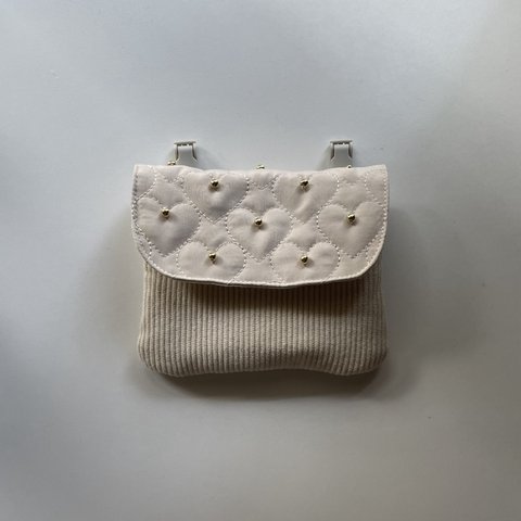 受注製作　Heart quilt Pocket （ivory×gold）