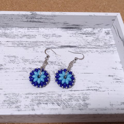 お花のドーナツピアス　１