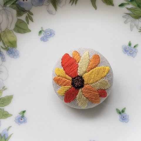 ひまわりの花刺繍ブローチ【送料無料】