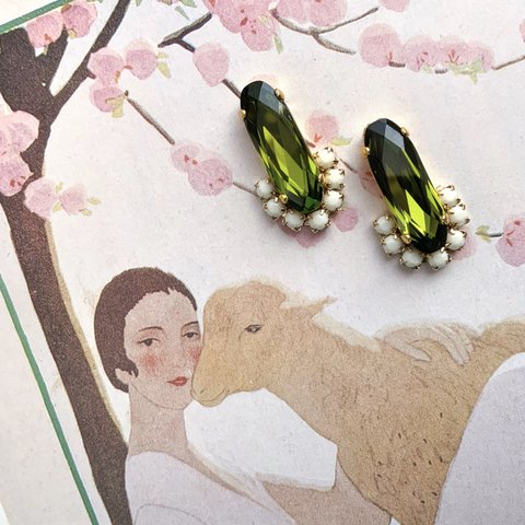 olive pierce / earring