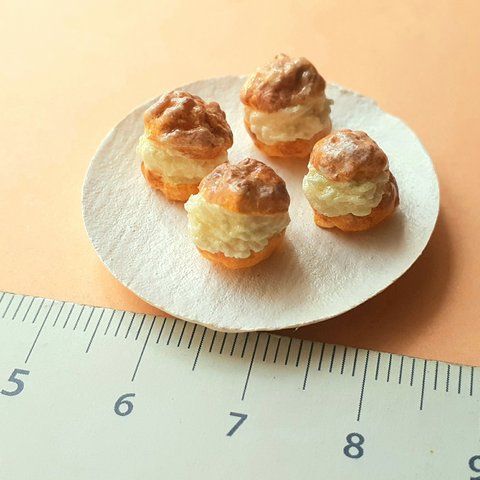 シュークリーム【ミニチュアフード】