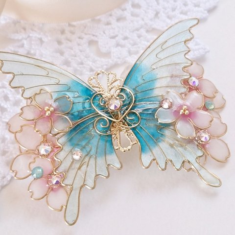 A（6cm金具）桜とハピネスグリーンの蝶バレッタ（hair ornaments of Cherry Blossom and 「happiness green butterfly」）