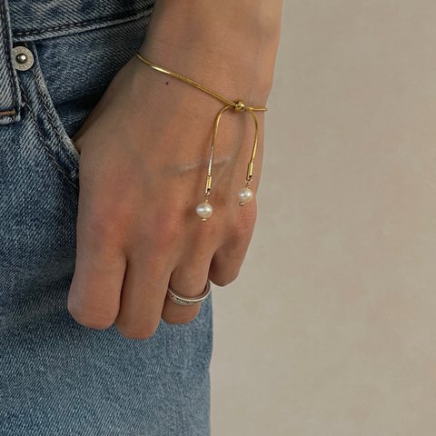 【ブレスレット】新作ribbon bracelet/サージカルステンレス パール ブレスレットシンプル　初夏　Tシャツ　金属アレルギー対応