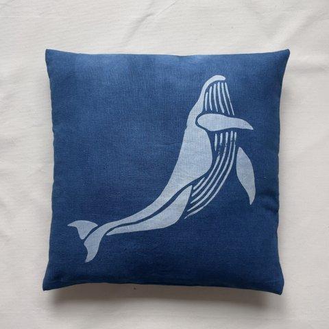 " クジラ "  藍染 コットンリネンのクッションカバー  
