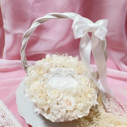 𝕃𝕦𝕒𝕟𝕒 𝕄𝕒𝕝𝕝𝕪✽ 代表作 薔薇 花籠 アレンジメント ホワイト リング ピロー 結婚祝い プレゼント