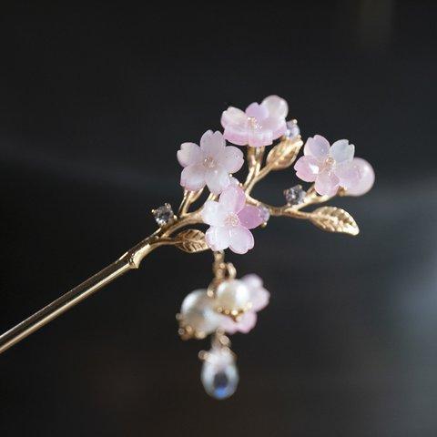 色が変わる桜の枝のかんざし　和装髪飾り　簪　ヘアアクセサリー 　