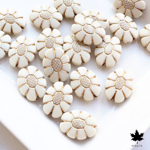 [20pcs] 20x15mm Antique Beige Flower Vintage Beads ・アンティーク アクリルビーズ 