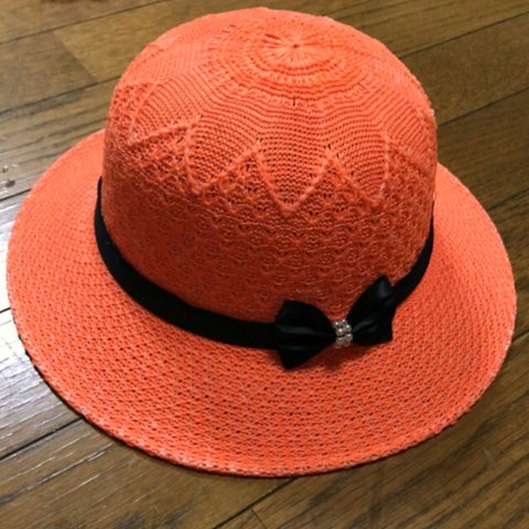 子供用オレンジにパールシンプルリボン可愛い通気性がいい編み編み帽子ゴム付き