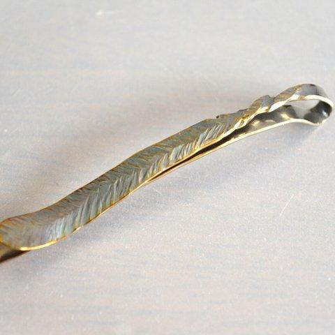 Titanium hairpin・飾り羽のチタンヘアピン７７mm