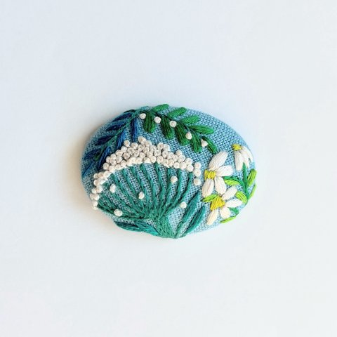 草花の刺繍ブローチ【botanical】No.217