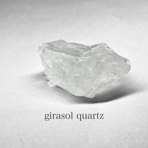 madagascar girasol quartz / マダガスカル産ジラソルクォーツ 11 ( レインボーあり )