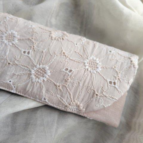 刺繍生地*リネン*メガネケース*マーガレット