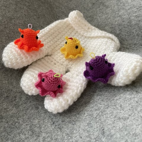 かぎ針編み海洋生物ミニダンボ・オクトパスかわいいチャーム Crochet Sea Creatures Mini Dumbo Octopus charm