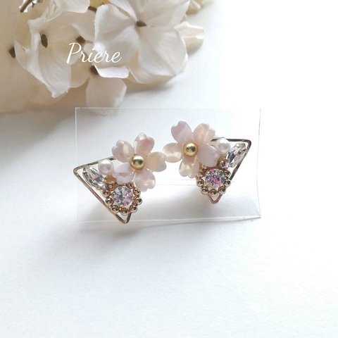 ＊春の桜ビジュー＊(ピアス、イヤリング、チタンピアス)