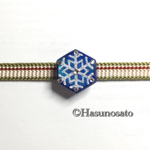 雪の結晶 <小さいサイズ> 帯留め 【陶器風 石塑粘土アクセサリー】冬 クリスマス