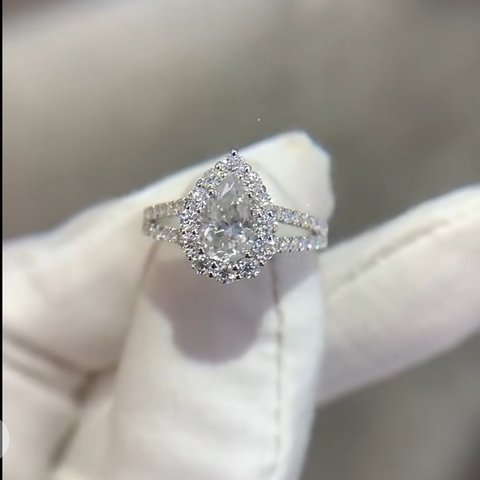 ドロップディティール　total1.74ct リング　モアッサナイト　