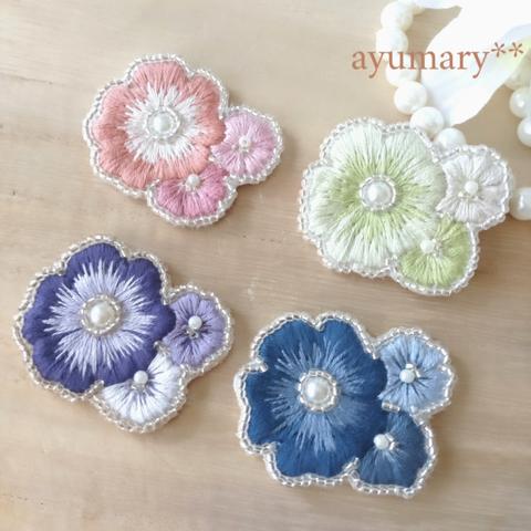 おめかし刺繍の プチヘアクリップ 4color