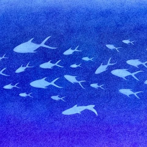 深い海の中の魚群〜パステル～