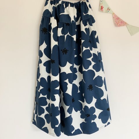 ＊big flowers♪マキシティアードスカート(navy)＊