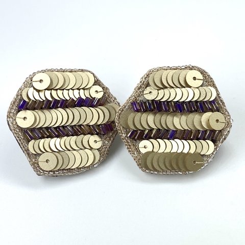 オートクチュール刺繍　ピアス　Honeycomb　ゴールド　サージカルステンレス