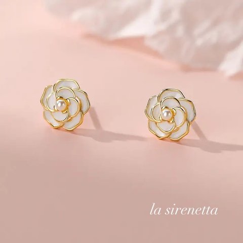 受注製作 ピアス ＊ white camellia pierce