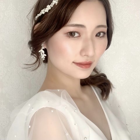 ME84　ゴールド　ウェディングイヤリング　結婚式　ピアス　大ぶり 花 ウェディング 　ブライダル イヤリング　前撮り