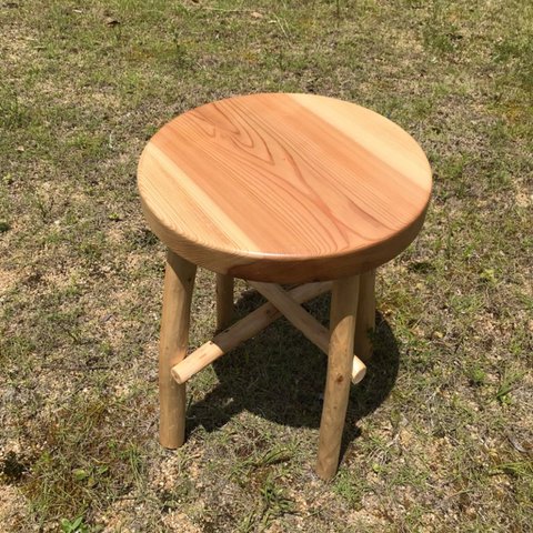 木製丸椅子 吉野杉　高さ48㎝　無垢材　サイドテーブル　※送料無料