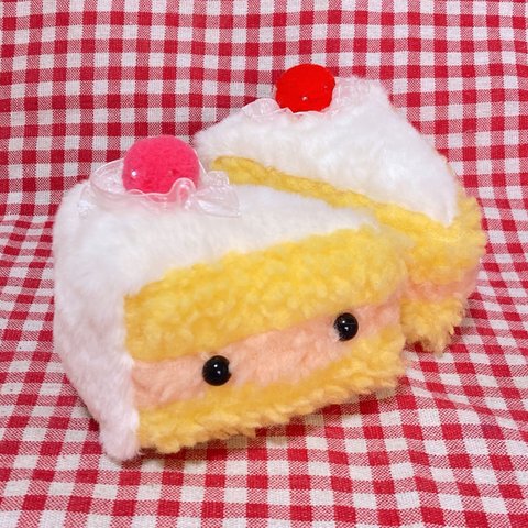 ショートケーキのぬいぐるみ🍰