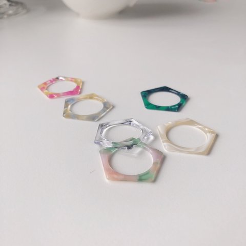 marble pentagon ring