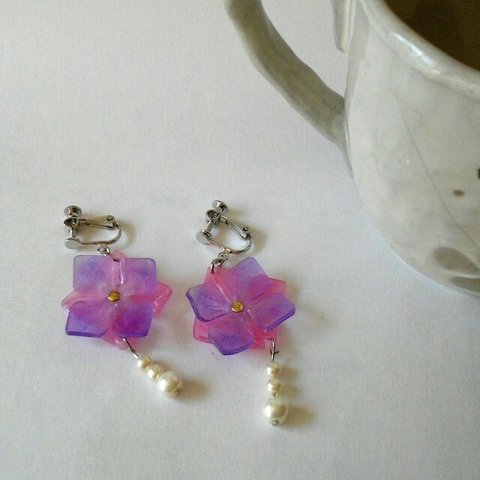 ゆれる☆紫陽花とパールのイヤリング