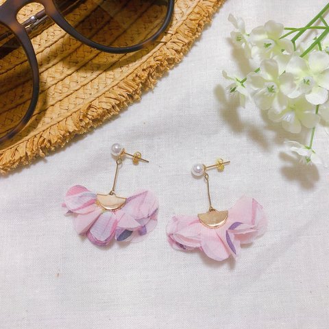 花びらピアス🌸