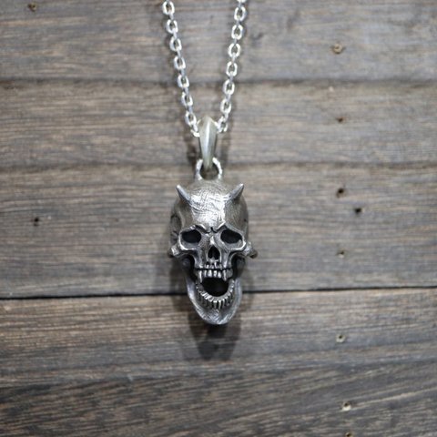 《１点物Devilskulltop》シルバーアクセサリー