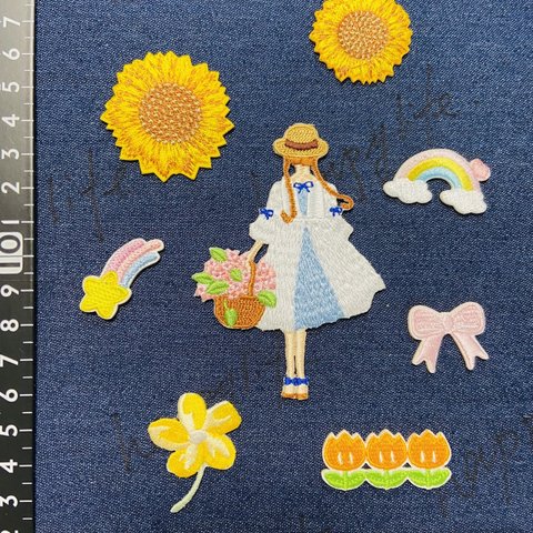 8枚入りかわいい女の子流れ星　ニジお花刺繍アイロンワッペン