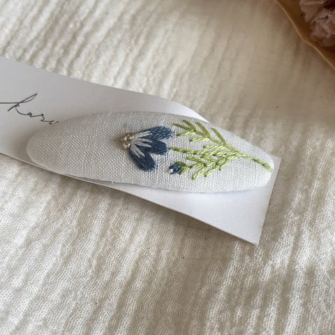 刺繍パッチンピン