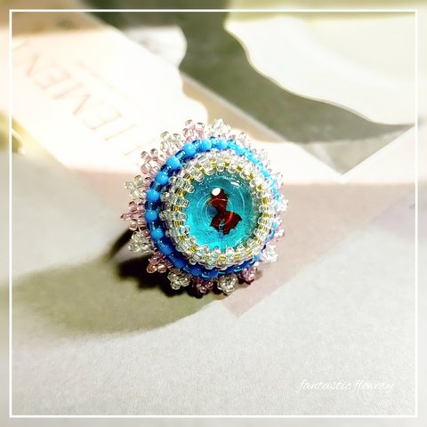 ビーズ刺繍のリング 金魚 赤 レジン  金古美 【fa2-0301】fantastic flowery