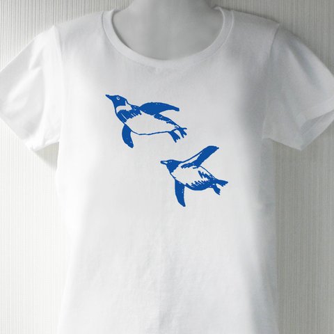 泳いでる！ペンギン白Tシャツ（インク：青）