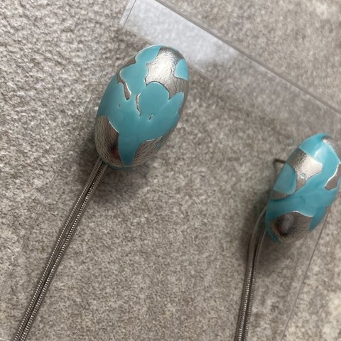 TURQUOISE CZECH GLASS PIERCE