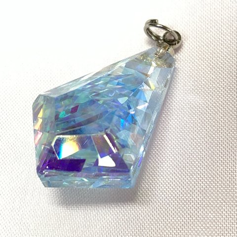 虹の結晶ペンダント  ミニ(ブルー) MN025