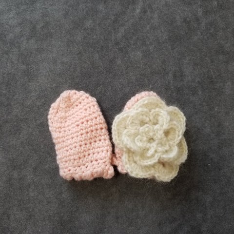 手袋　0歳1歳　ピンク　お花